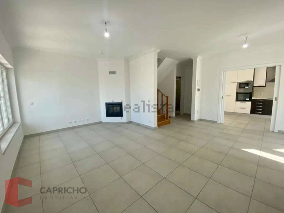 Moradia T3 para Venda em Ericeira Foto 4