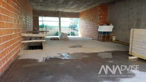 Loja para Venda em Repeses e São Salvador
