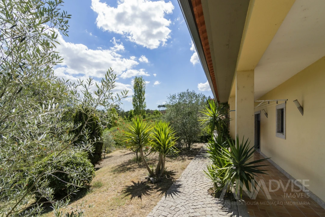Quinta T4 para Venda em Fragosela Foto 25