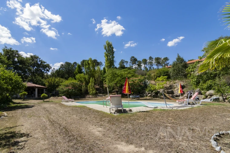 Quinta T4 para Venda em Fragosela Foto 28