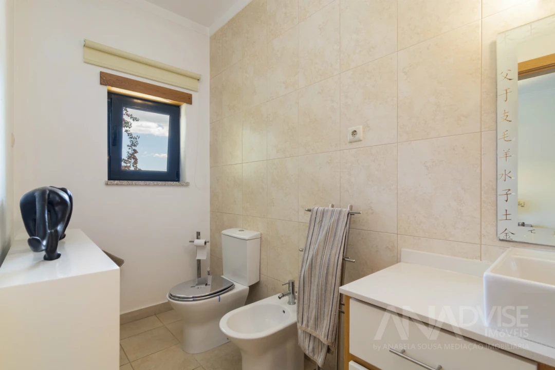 Quinta T4 para Venda em Fragosela Foto 17