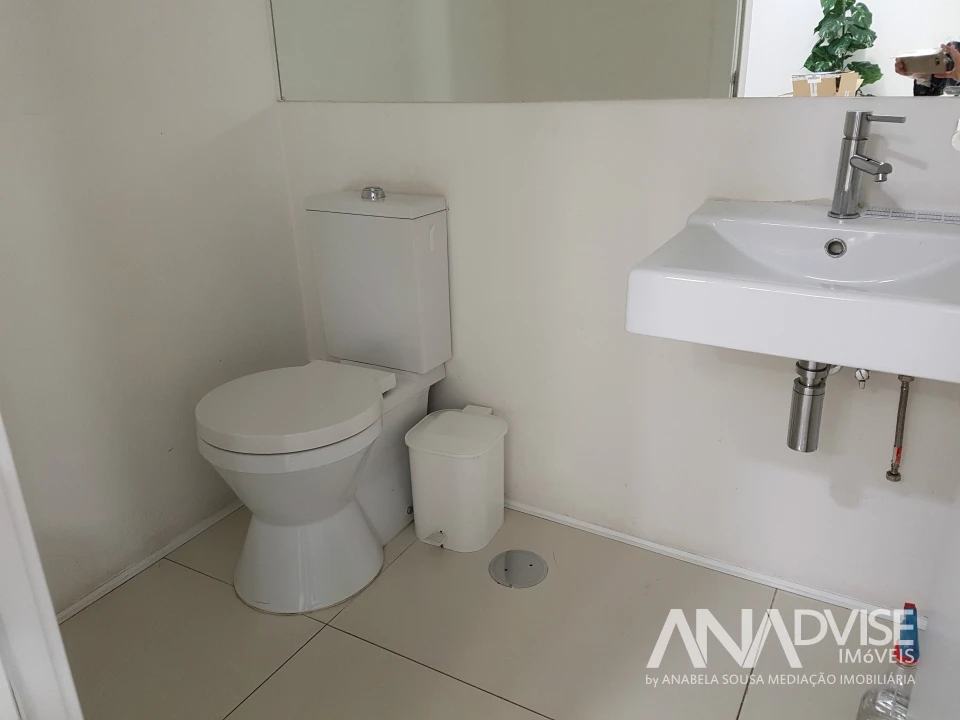 Loja para Arrendamento em Viseu Foto 6