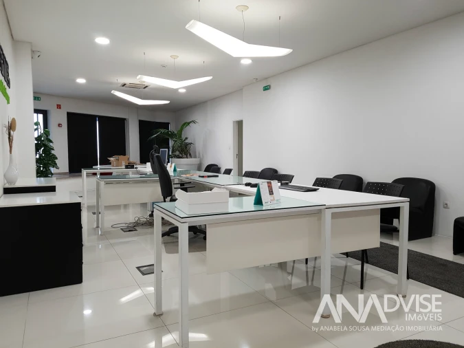 Loja para Arrendamento em Viseu Foto 1