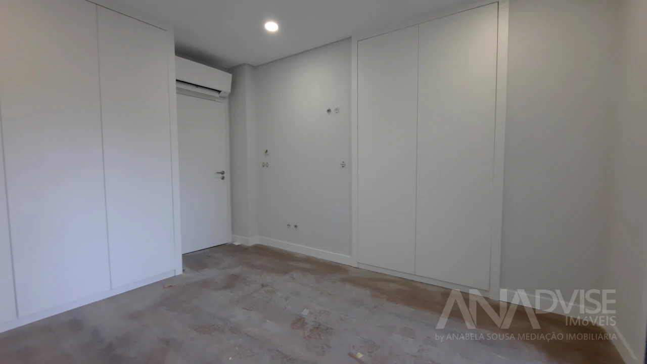 Apartamento T4 para Venda em Viseu Foto 10