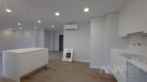 Apartamento T4 para Venda em Viseu