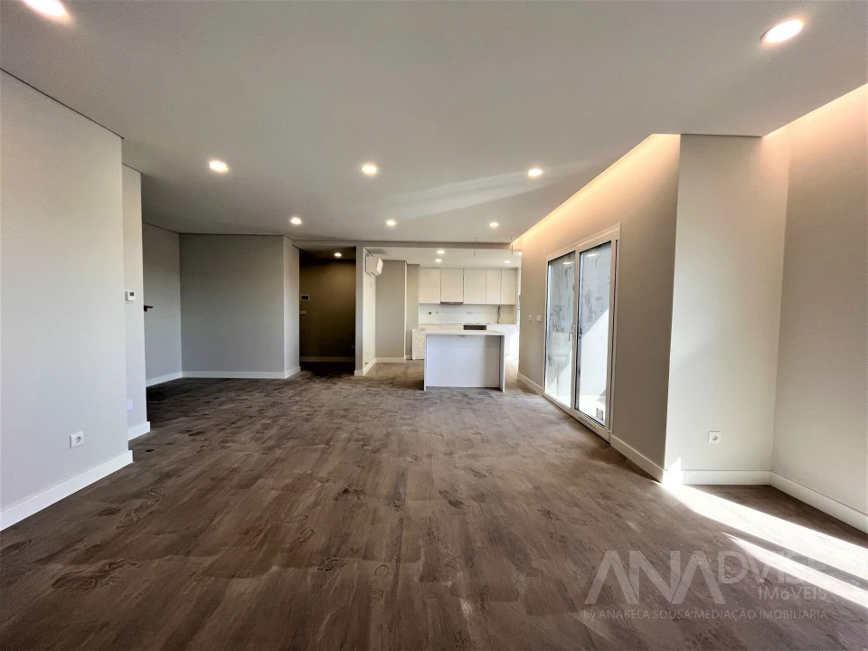 Apartamento T4 para Venda em Viseu Foto 18
