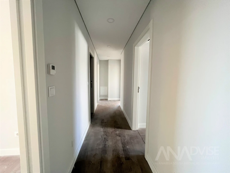 Apartamento T4 para Venda em Viseu Foto 21