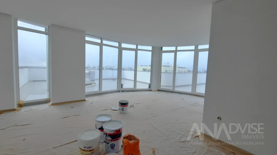 Apartamento T4 para Venda em Viseu Foto 16