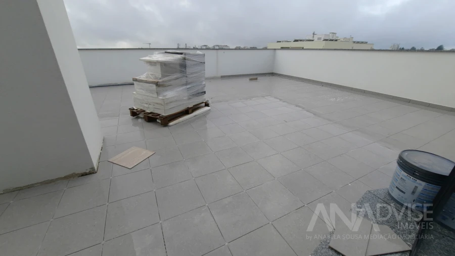 Apartamento T4 para Venda em Viseu Foto 4