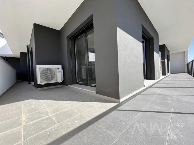 Apartamento T4 para Venda em Viseu Foto 3
