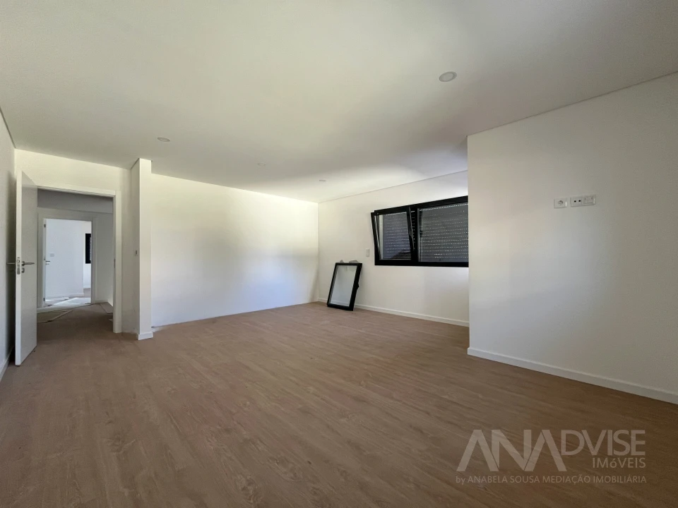 Moradia T3 para Venda em Viseu Foto 30