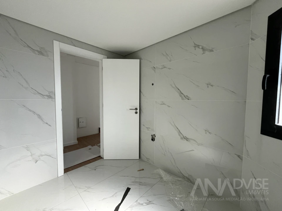 Moradia T3 para Venda em Viseu Foto 35