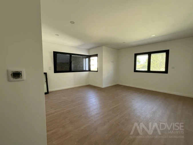 Moradia T3 para Venda em Viseu Foto 28