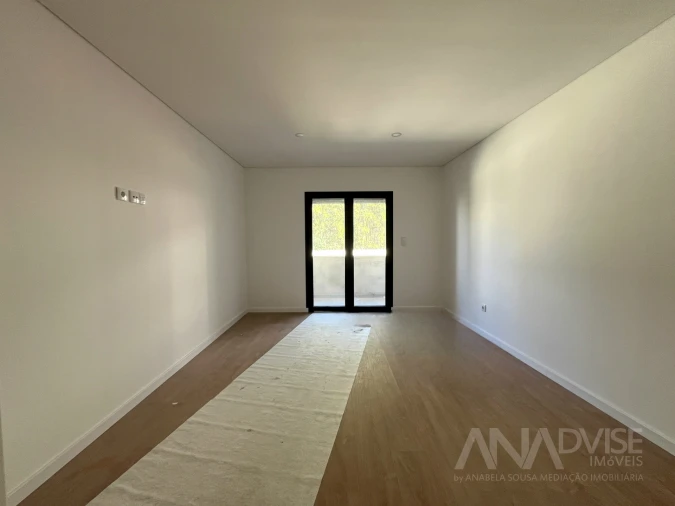 Moradia T3 para Venda em Viseu Foto 21