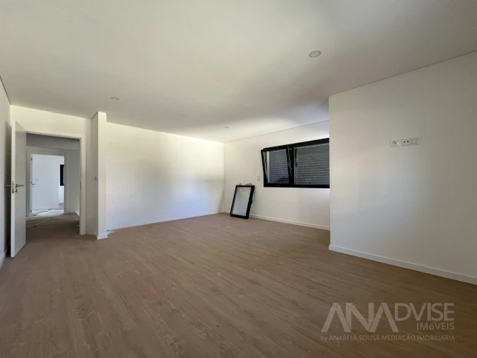 Moradia T3 para Venda em Viseu Foto 30