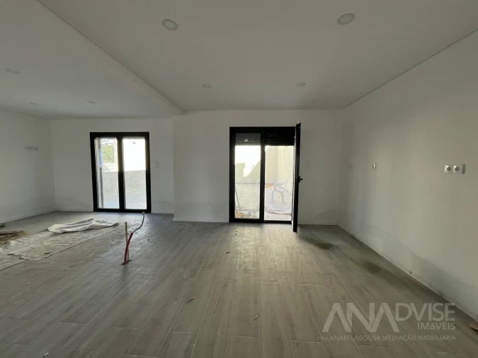 Moradia T3 para Venda em Viseu Foto 53