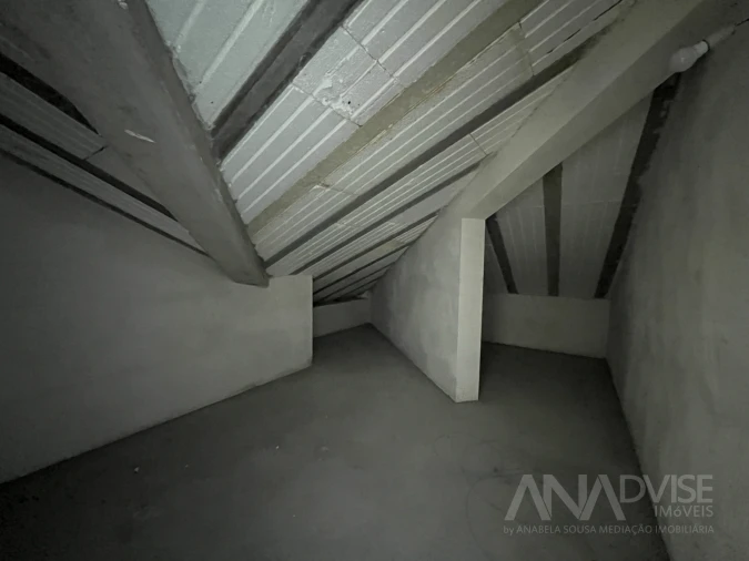 Moradia T3 para Venda em Viseu Foto 44