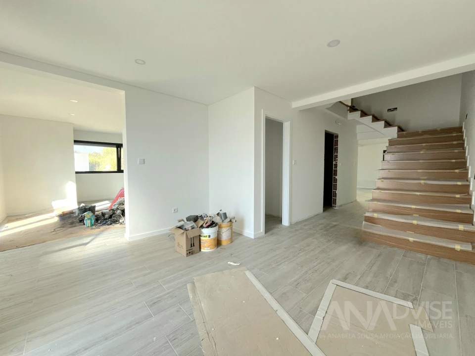 Moradia T3 para Venda em Viseu Foto 3