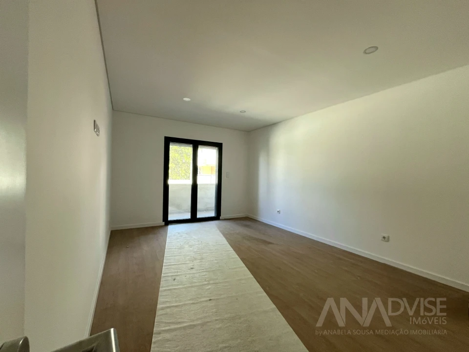 Moradia T3 para Venda em Viseu Foto 18