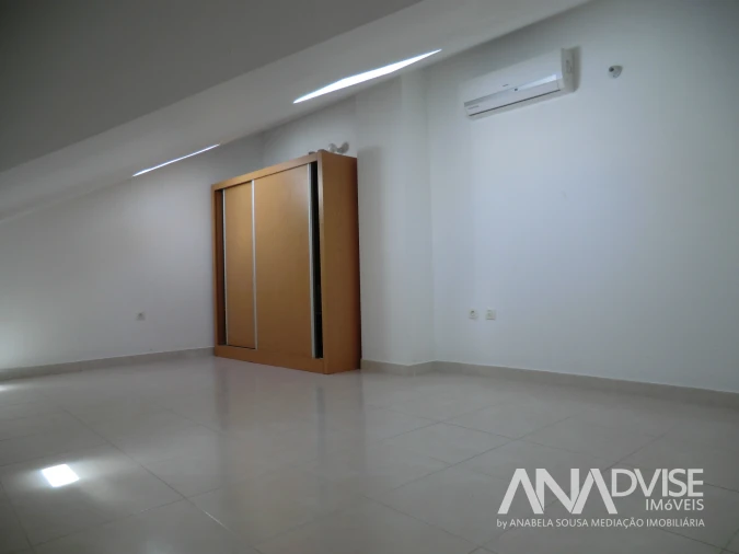 Prédio para Venda em Viseu Foto 11