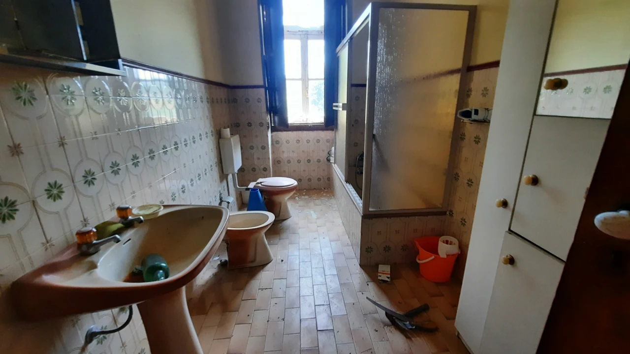 Quinta T5 para Venda em Fornos de Maceira Dão Foto 33