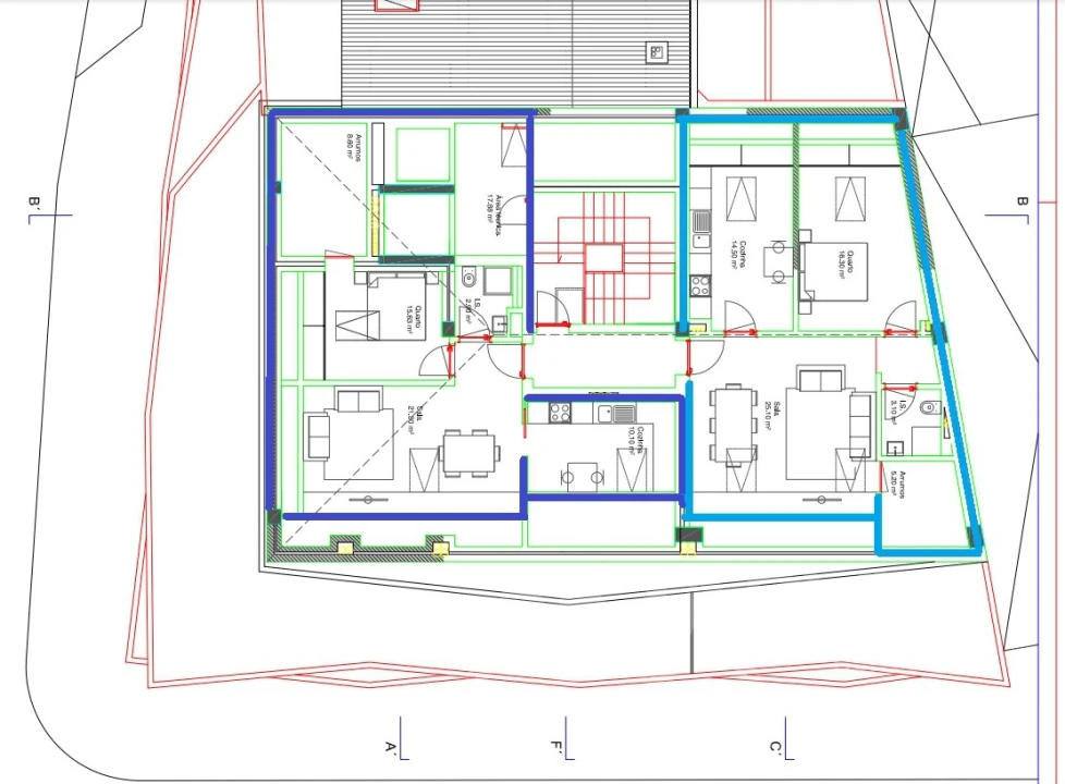 Apartamento T8 para Venda em Viseu Foto 31