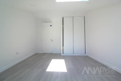 Apartamento T8 para Venda em Viseu