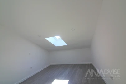 Apartamento T8 para Venda em Viseu