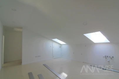 Apartamento T8 para Venda em Viseu
