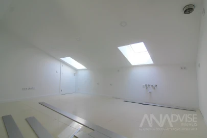 Apartamento T8 para Venda em Viseu