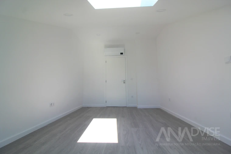 Apartamento T8 para Venda em Viseu Foto 26