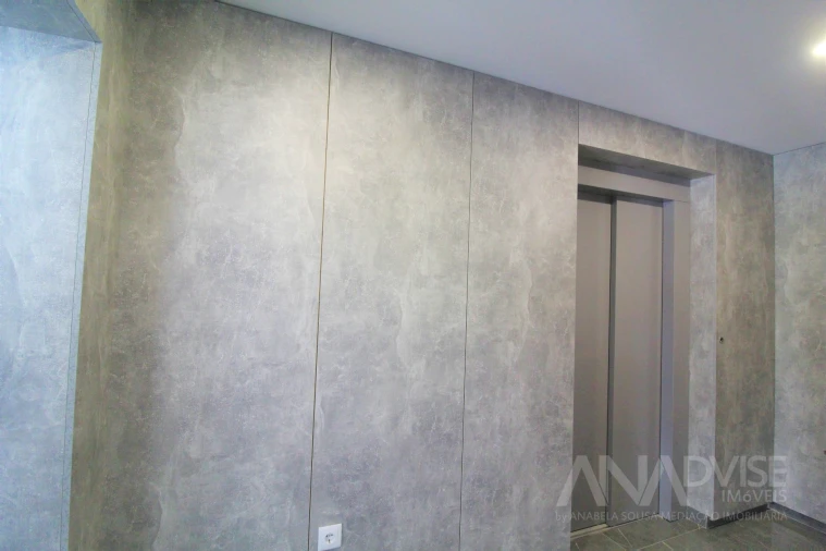 Apartamento T8 para Venda em Viseu Foto 15
