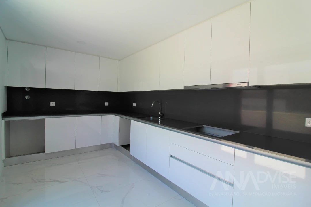 Apartamento T8 para Venda em Viseu Foto 2