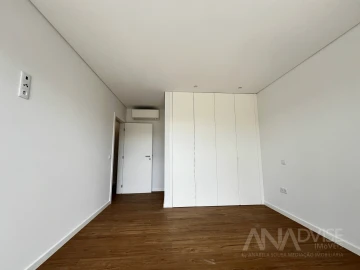 Apartamento T4 para Venda em Viseu