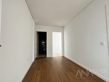 Apartamento T4 para Venda em Viseu