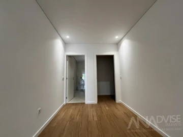 Apartamento T4 para Venda em Viseu