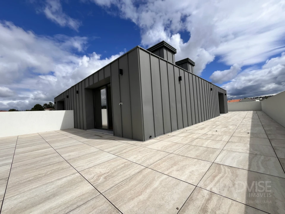 Apartamento T4 para Venda em Viseu Foto 1