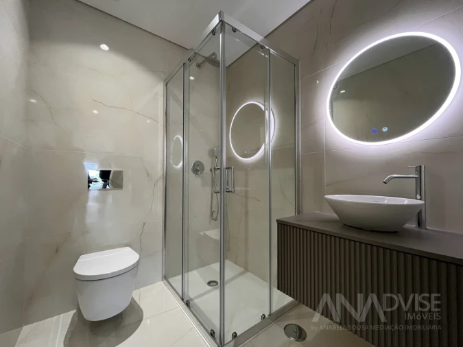 Apartamento T4 para Venda em Viseu Foto 18