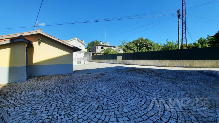 Prédio para Venda em Campo Foto 34