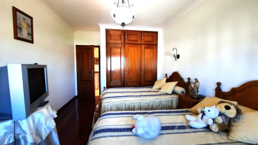 Prédio para Venda em Campo Foto 18