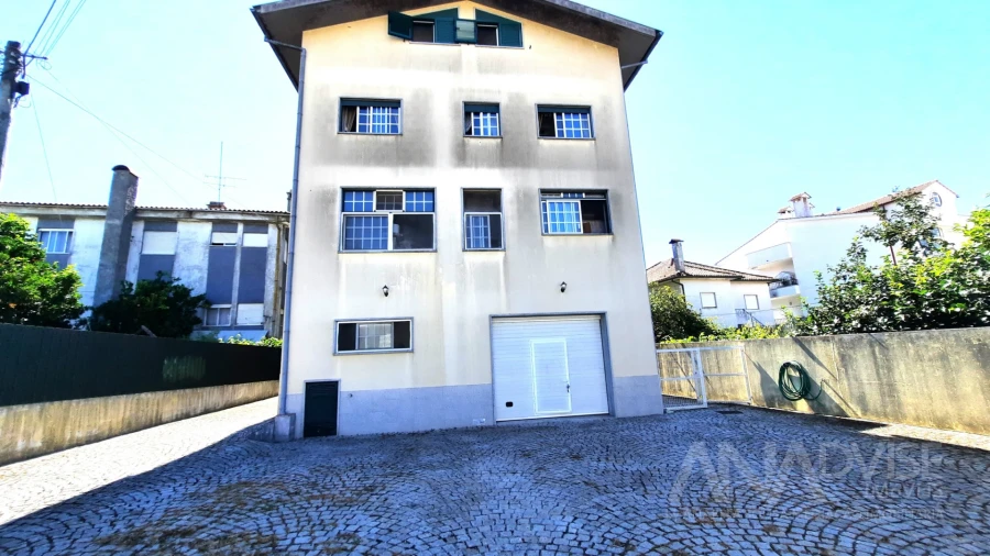 Prédio para Venda em Campo Foto 36