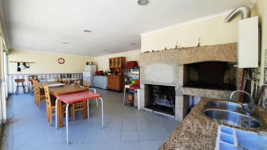 Prédio para Venda em Campo Foto 37