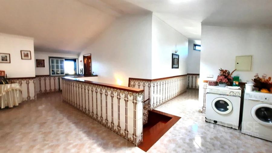 Prédio para Venda em Campo Foto 25