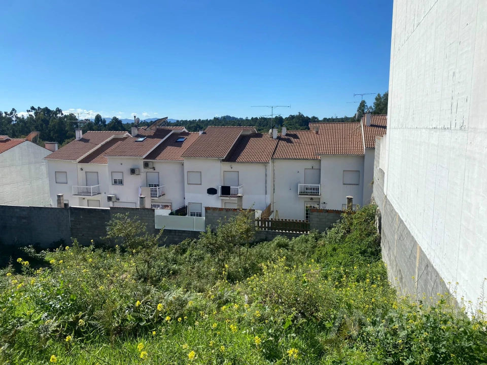 Terreno para Venda em Mundão Foto 1