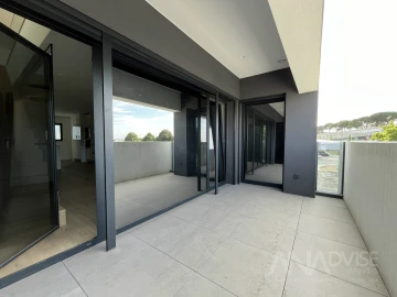 Apartamento T4 para Venda em Repeses e São Salvador
