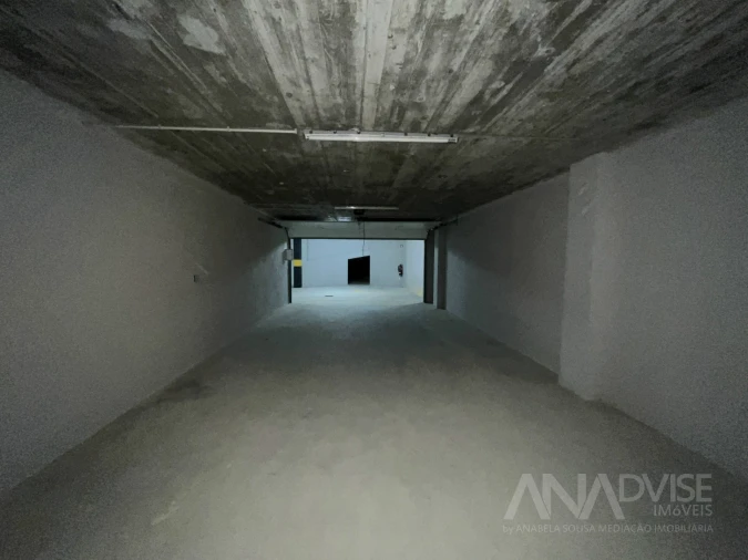Apartamento T4 para Venda em Repeses e São Salvador Foto 48
