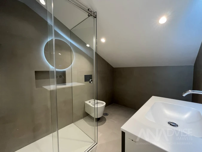 Apartamento T4 para Venda em Repeses e São Salvador Foto 39