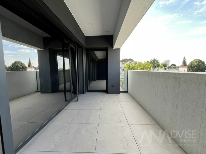 Apartamento T4 para Venda em Repeses e São Salvador Foto 23
