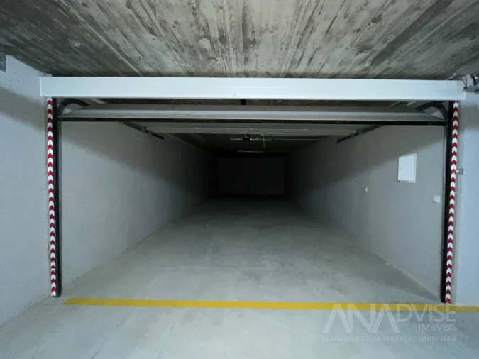 Apartamento T4 para Venda em Repeses e São Salvador Foto 47