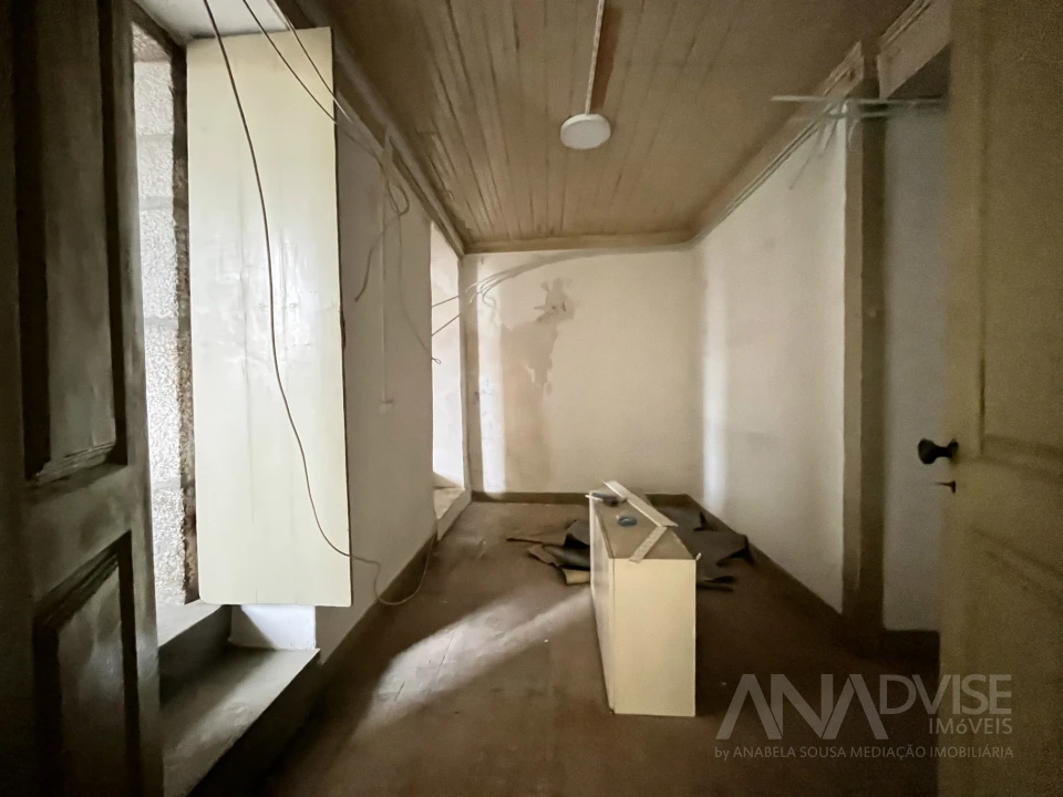 Prédio para Venda em Viseu Foto 8